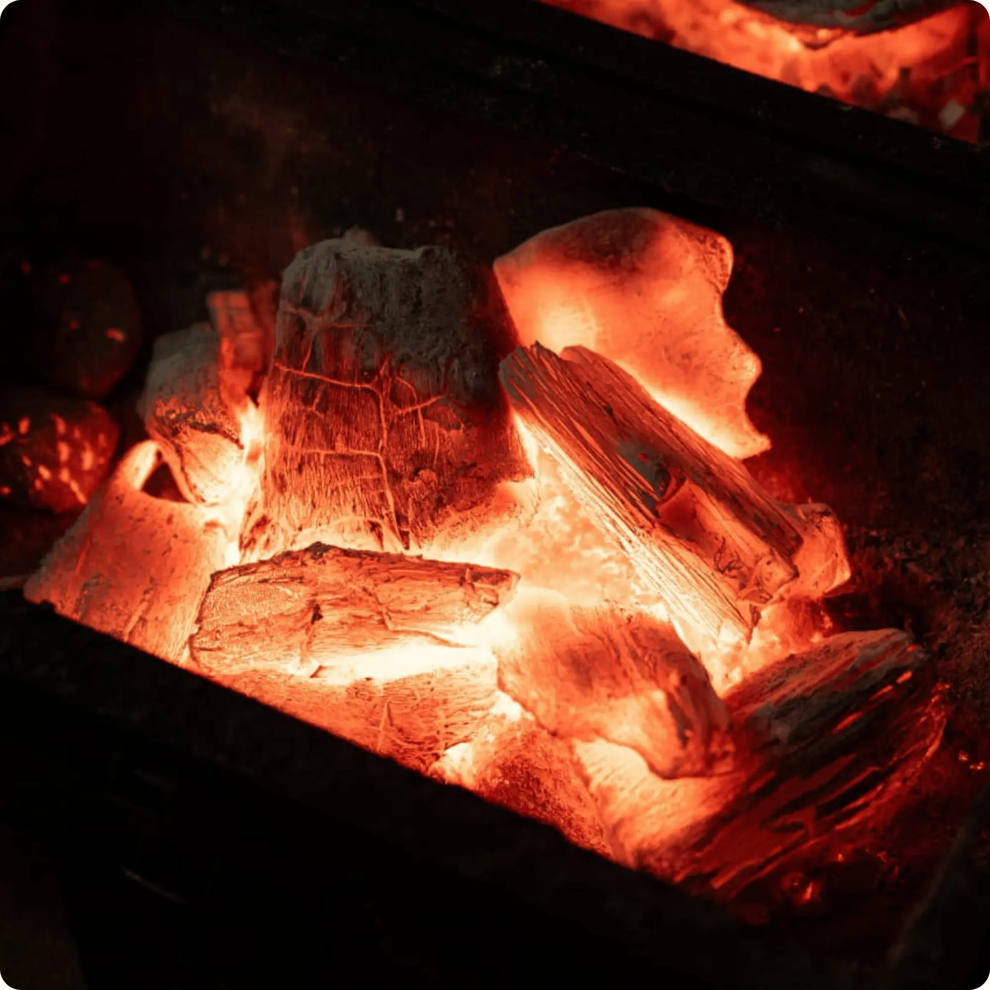 Premium Hardwood Charcoal lumps